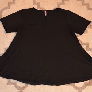 LuLaRoe Perfect T